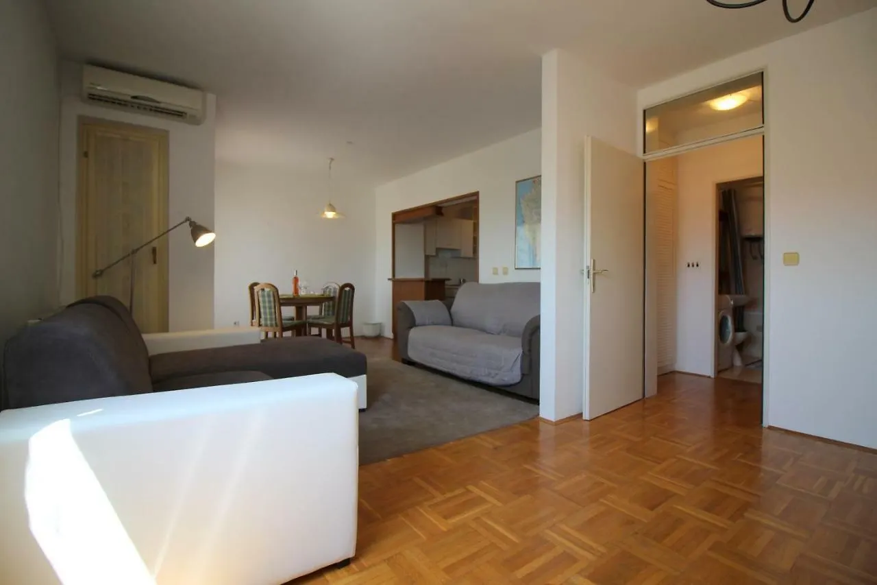 Apartment - Porec City Centre 0*,